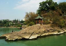 杭州富陽區(qū)圖書館游玩-富陽區(qū)圖書館門票多少錢/價格表-團(tuán)購票價預(yù)定優(yōu)惠-景點(diǎn)地址在哪里/圖片介紹/參觀預(yù)約/旅游游覽順序及注意事項/營業(yè)時間-】