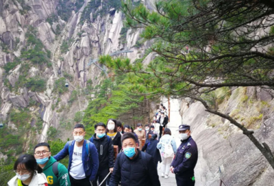 清明小長假第三天 黃山風(fēng)景區(qū)管理有序，游客體驗再升級